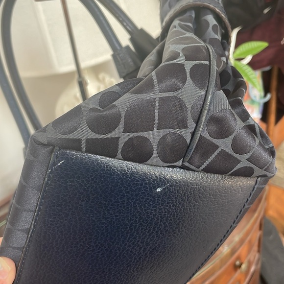 Kate Spade NY Noel Stevie Bag, rare Navy color! - Picture 5 of 10